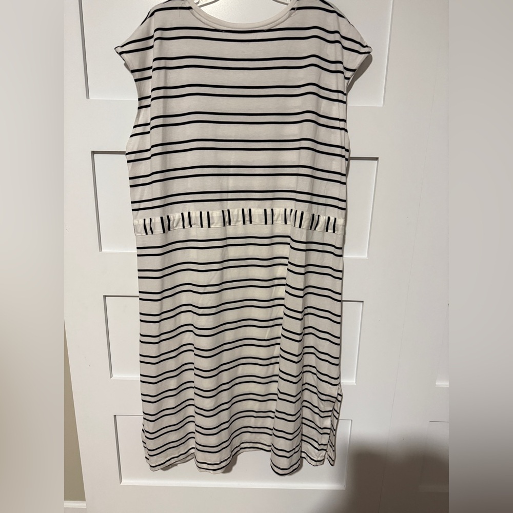 Sonoma Striped Midi Dress - Black and White - Picture 3 of 4